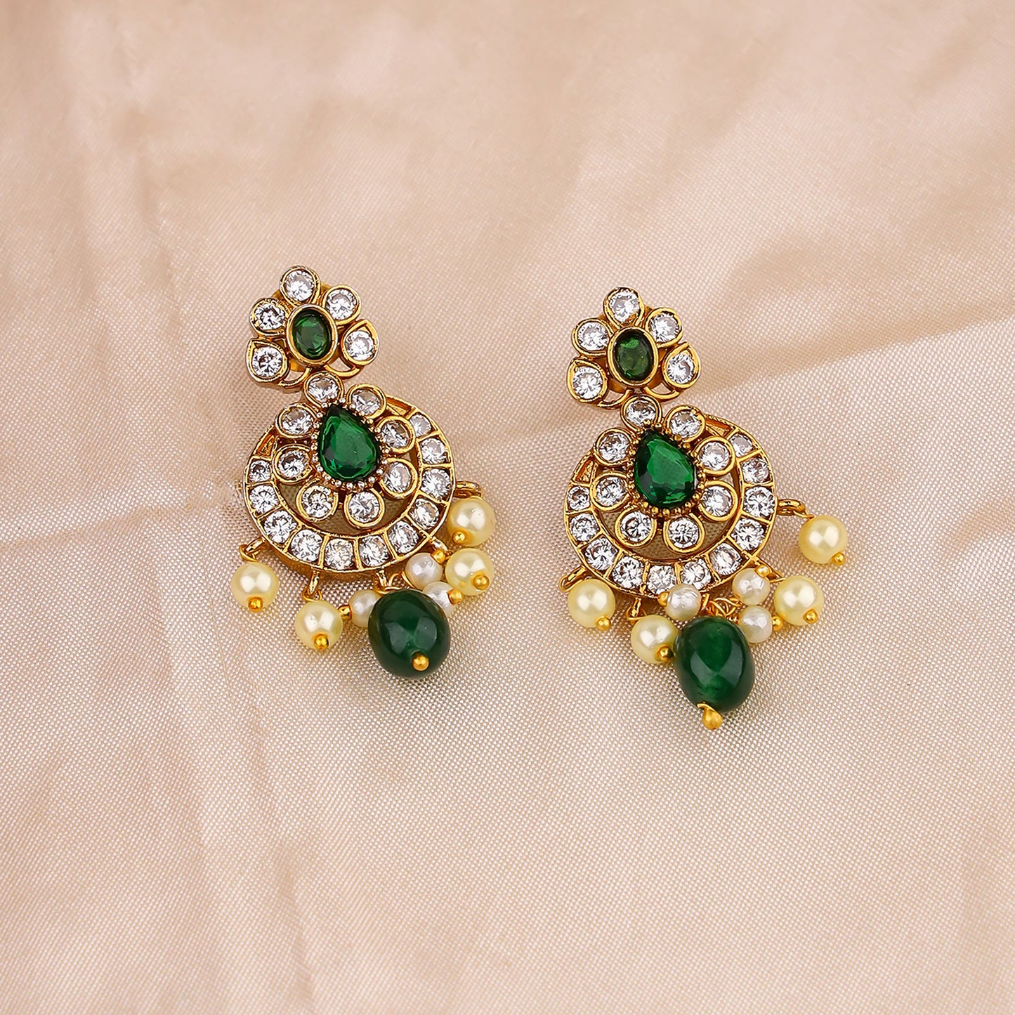 Emerald Green and Pearl Teardrop Necklace Set with Intricate Gold Filigree Design